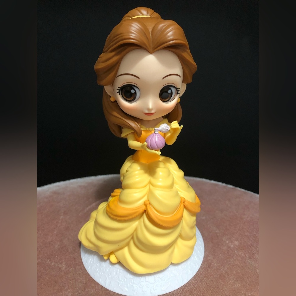 BANPRESTO Q Posket Disney Perfumagic BELLE Mini Figurine